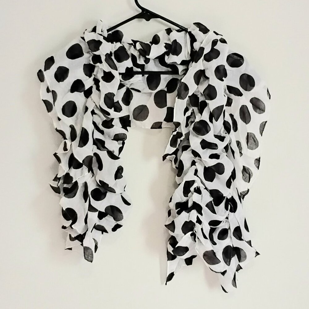 3/$25 Beautiful 72" Relaxed White With Black Polka Dot Stretchy Scarf NWOT!!